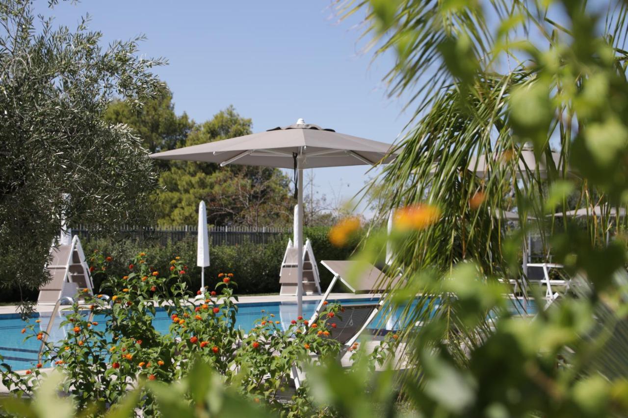 Salapia Salis Resort Margherita Di Savoia Exterior foto